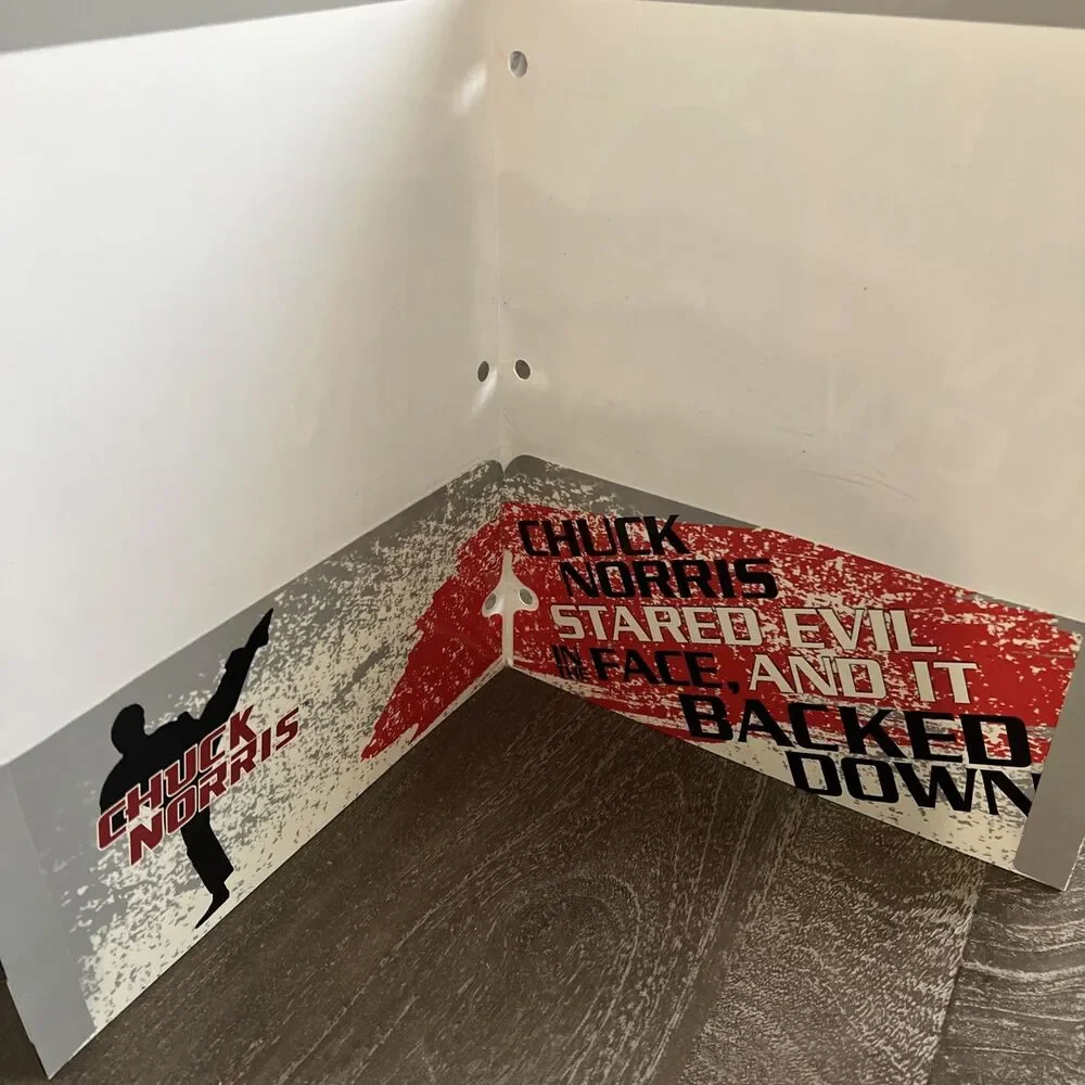 Chuck Norris︱Can Blow Bubbles with Beef Jerky︱Folder︱2008